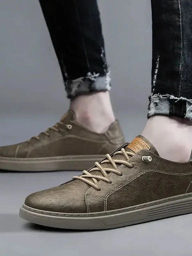 Classic Essential Leather Shoes - Cross & Crown