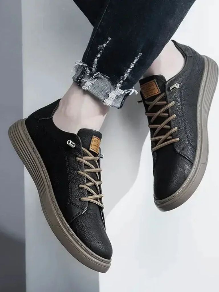 Classic Essential Leather Shoes - Cross & Crown